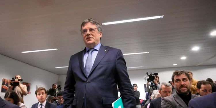 Junts confirma que Sánchez ofreció a Puigdemont un saludo con foto