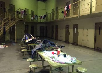 Presos en cárceles federales serán obligados a realizar tareas de mantenimiento y limpieza