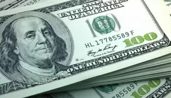 Positivo: El dólar blue, o dólar informal, ha experimentado otra baja hoy, del 10%.