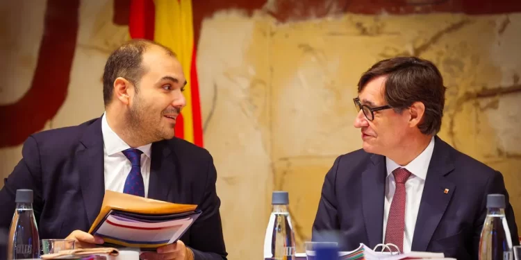 Illa defiende el «cambio de etapa» y no descarta verse con Puigdemont
