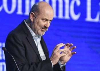 La promesa de Javier Milei y la realidad fiscal: Un análisis de Sturzenegger