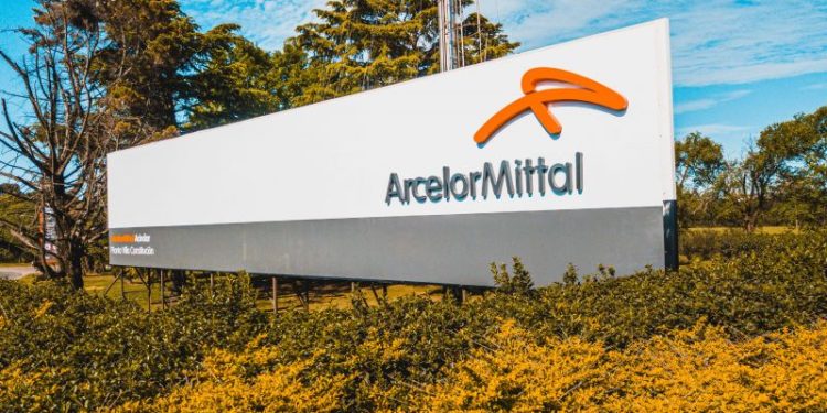 Acindar volvió a las suspensiones y evalúa replicarlas en las otras plantas que tiene en el país