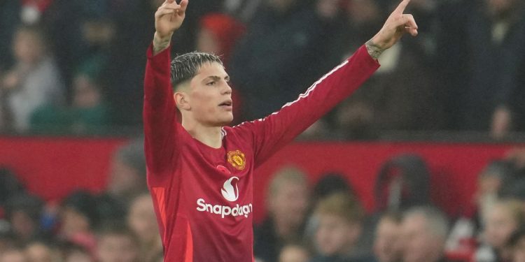 Además de Garnacho, quién es el otro argentino que ganó el Puskas al mejor gol del año