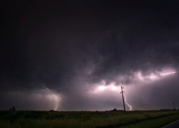 Alerta rojo y amarillo: hasta cuándo se quedan las tormentas fuertes y severas