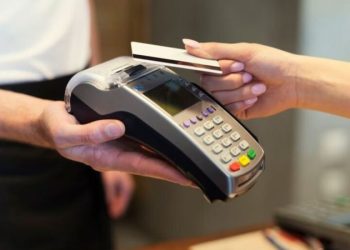 ARCA: tras la medida, estas personas no podrán usar su tarjeta de crédito en 2025