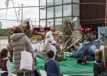La plaza de Bioparc Valencia acoge actividades gratuitas esta Navidad por la Capitalidad Verde Europea