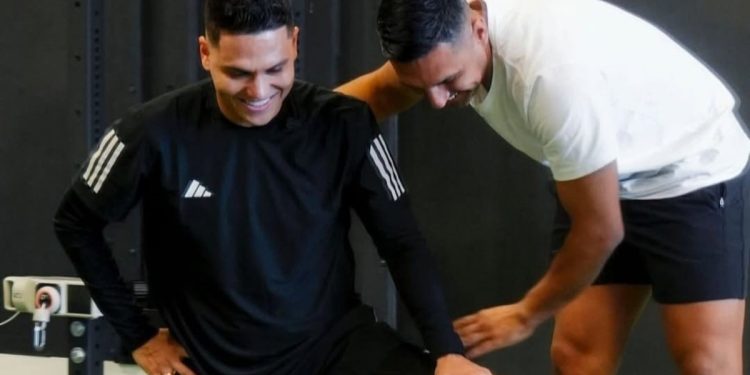 Bomba en el mercado: Juanfer Quintero anunció que se va de Racing