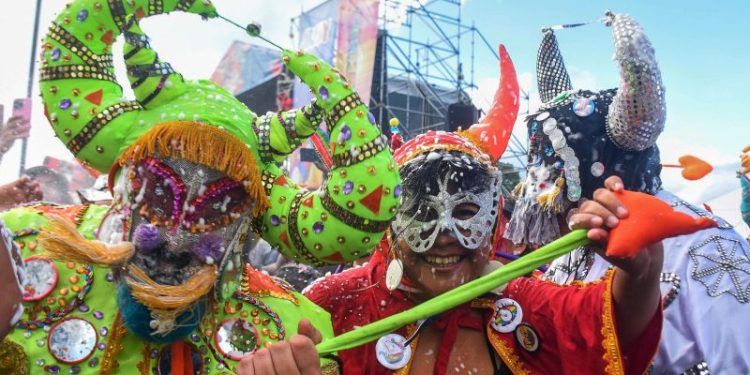 Calendario 2025: ¿cuándo son los feriados de Carnaval?