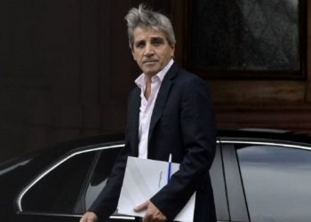 Caputo celebra su año: logros en inflación, baja de impuestos, inversiones y sueldos