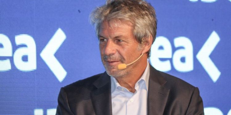 Caputo suma poder y despliega a sus alfiles en los puestos clave del Gobierno