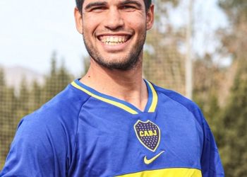 Carlos Alcaraz y su amor por Boca: de La Bombonera a un picadito en España con la camiseta de Riquelme