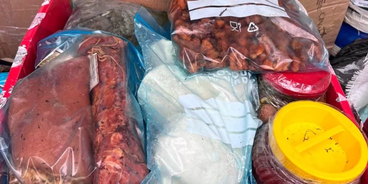 Decomisan 500 kilos de carne cruda de Rumanía a la venta en Valencia en «estado de descomposición»