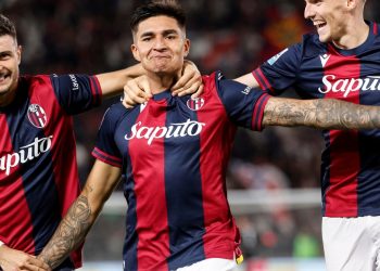 Con 20 años, Santi Castro ya se hace cargo de los penales en Bologna