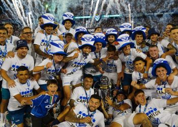 Con o sin Quinteros, Vélez tiene que brindar