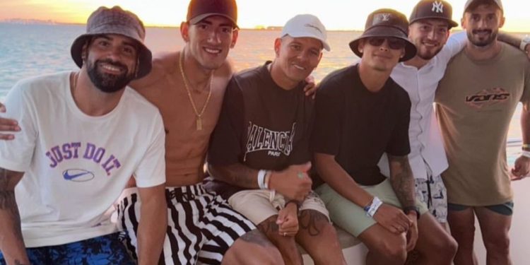 Con Rojo a pleno y antes de los refuerzos, quién puede ser el otro central de Boca