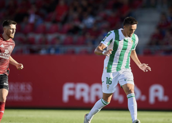 Levante – Córdoba CF en directo: minuto a minuto y resultado del partido de la Liga Hypermotion 2024-2025