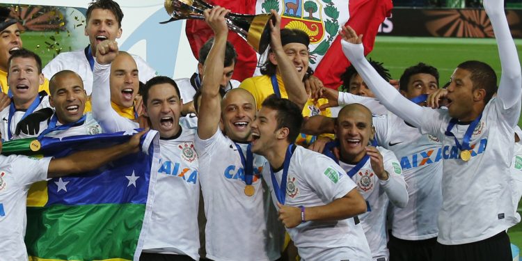 Cuál fue el último equipo no europeo en ganar la Intercontinental o el Mundial de Clubes