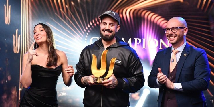 Del freestyle al poker: Papo ganó el torneo más caro del mundo y se embolsó una millonada