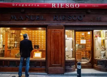 El milagro de resucitar un negocio centenario en el centro de Madrid