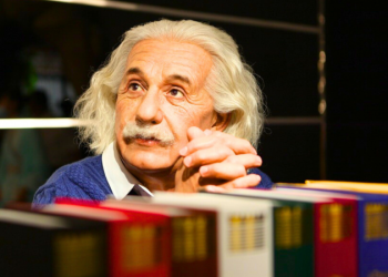 El consejo definitivo de Albert Einstein para alcanzar la felicidad plena