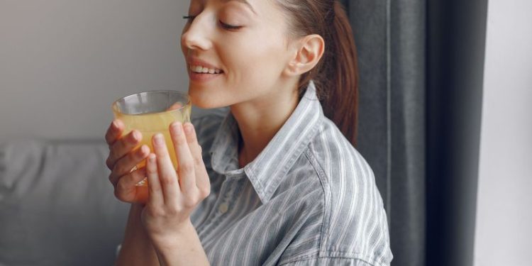 El efectivo ritual de la sal que va a eliminar las energías negativas de tu casa antes del festejo de Nochebuena