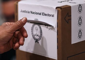 El Gobierno abre las primeras cuatro licitaciones millonarias para las elecciones 2025