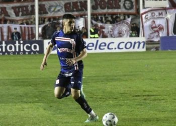 El jugador que busca todo el Ascenso pero se iría a la Liga Profesional