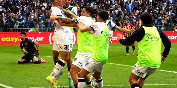 El juvenil de Vélez que se irá libre al Bayer Leverkusen