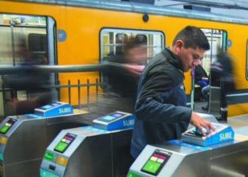 El negocio del transporte: cuánto dinero se disputan bancos y fintech