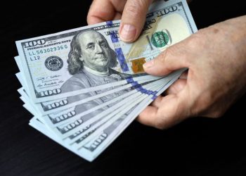 El rally de la deuda hizo que ambos bonos rindan en niveles similares: cual recomiendan los analistas