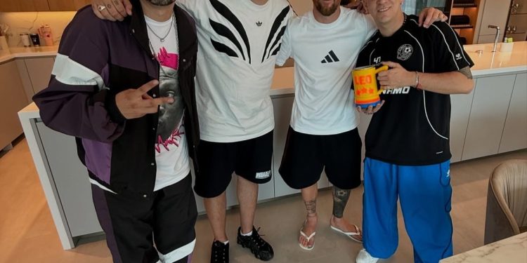 El streaming de cumbia argentina que visitó a Lionel Messi: “El mejor regalo de Navidad que nos podía tocar”