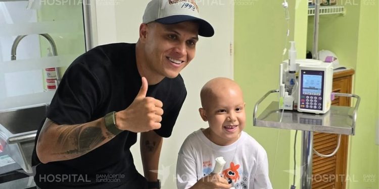 El tierno gesto de Juanfer Quintero en Colombia, mientras se define su futuro