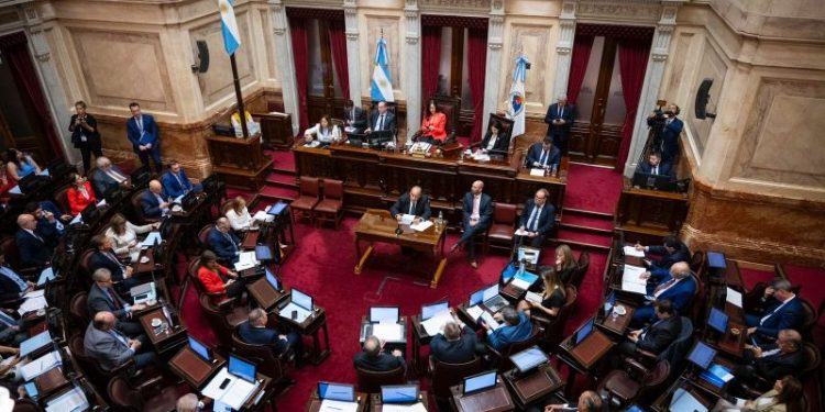 En el Senado cuentan los votos para la inhabilitación de Kueider y no lo favorece