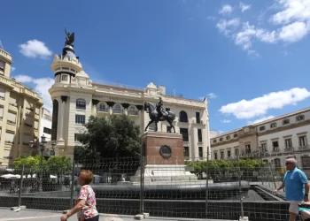 El edificio Fénix de Las Tendillas también será un nuevo complejo de apartamentos turísticos
