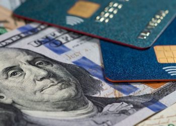 Fin del Impuesto PAIS: cómo conviene pagar el saldo en dólares de la tarjeta de crédito