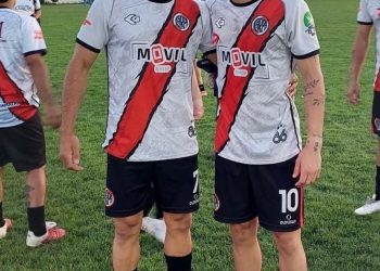 Franco Mastantuono y Enzo Díaz jugaron un partido a beneficio en un River del interior