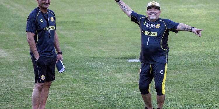 Fue campeón del mundo, estuvo en el cuerpo técnico de Maradona y es nuevo entrenador de El Porvenir