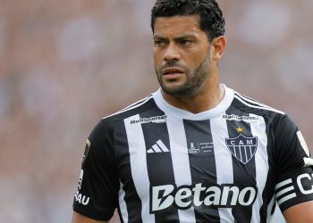 Hulk habló tras la controversial reacción de su padre por la salida de Gabriel Milito
