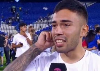 Joaquín García reveló qué lo llevó a pararse sobre la pelota a lo Soteldo para provocar a Huracán