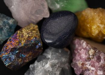 La poderosa piedra preciosa que acerca dinero a tu vida y aleja las malas vibraciones energéticas