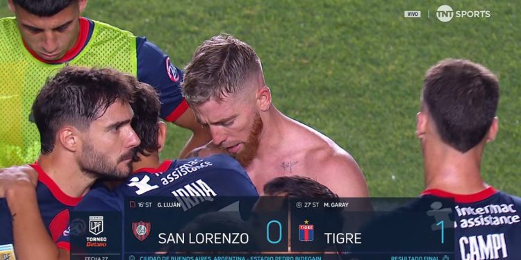 La reacción de Iker Muniain ante el enojo de los hinchas de San Lorenzo