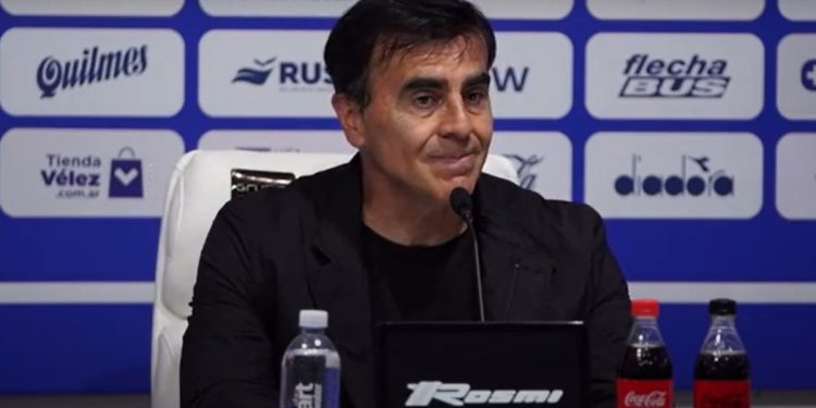 La trastienda de la salida de Quinteros de Vélez: “Mucha tristeza y mucha angustia”