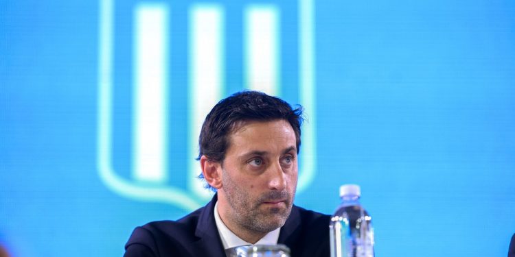 Las palabras de Milito como presidente: “Voy a defender a Racing con mi vida”