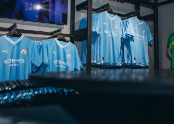 Los hinchas del Manchester City diseñarán su camiseta alternativa con Inteligencia Artificial