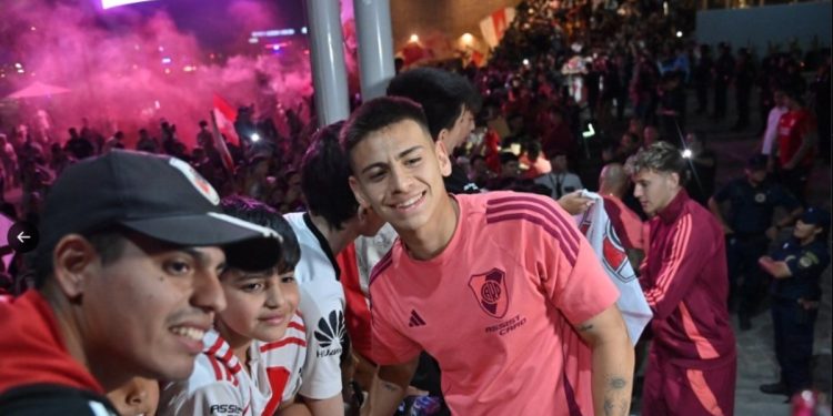 Los mensajes de despedida de los jugadores de River a Echeverri