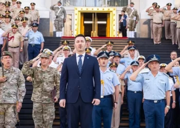 Crisis: Por deudas de las Fuerzas Armadas se generan conflictos y hay reclamos de proveedores. Todo está frenado