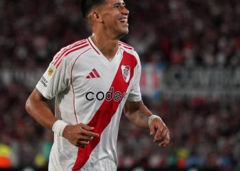 Maxi Meza: del golazo para romper el cero a su “bronca” por el resultado final