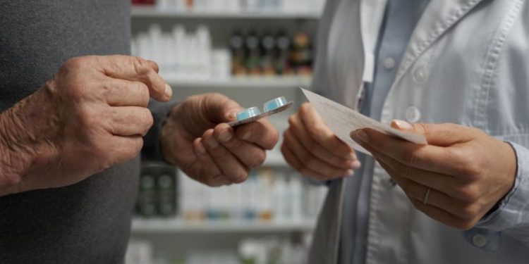 Medicamentos gratuitos del PAMI: cómo hacer el trámite obligatorio para no perder los remedios al 100%