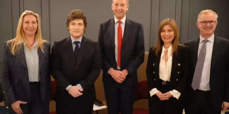 Italia: El Presidente inicia su agenda internacional con una reunión por inversión de USD 2.500 millones en Argentina