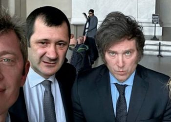 Javier Milei muy duro con Kueider: “Si es un corrupto, lo tienen que echar a patadas en el culo”